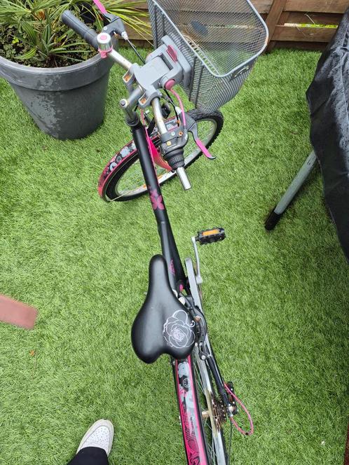 B'twin 24 inch Meisjesfiets - Gebruikt, Fietsen en Brommers, Fietsen | Meisjes, Gebruikt, 24 inch, Handrem, Ophalen