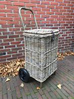 Rieten boodschappen wagentje, Sieraden, Tassen en Uiterlijk, 40 tot 60 cm, 30 cm of meer, Bruin, Zo goed als nieuw