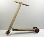 Vintage, Houten kinderstepje jaren ’50, wit rubber wieltjes, Ophalen of Verzenden
