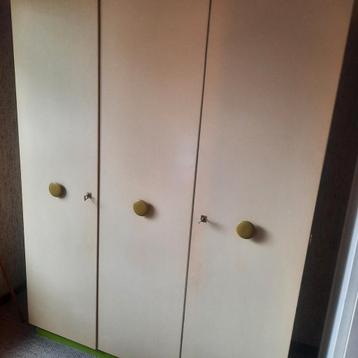 Garderobekast - 145x58x188cm - Zelf demonteren beschikbaar voor biedingen