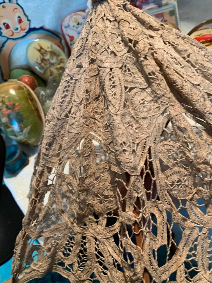 Oude delicate kanten parasol, Antiek en Kunst, Curiosa en Brocante, Ophalen of Verzenden