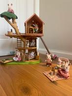 Sylvanian Family boomhut met veel accesoires, Ophalen of Verzenden, Zo goed als nieuw, Poppenhuis