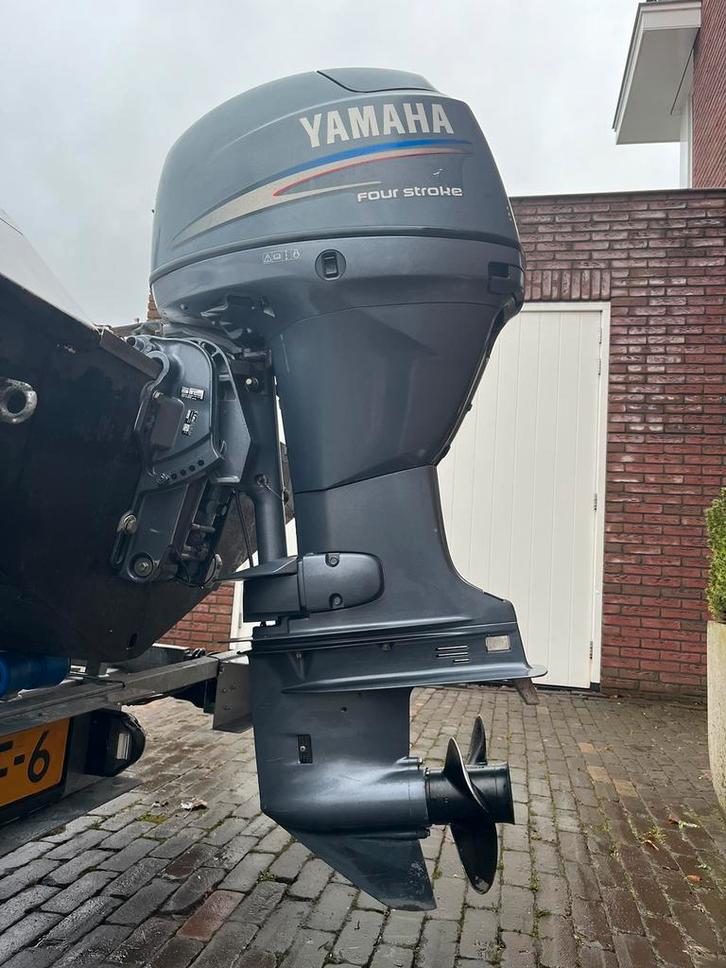 Yamaha 40 pk op afstandsbediening en 40 pk Evinrude tiller, Watersport en Boten, Speedboten, Zo goed als nieuw, 3 tot 6 meter