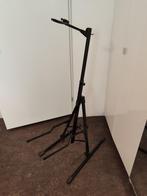 Standaard voor contrabas bijna gratis, Muziek en Instrumenten, Strijkinstrumenten | Contrabassen, Ophalen, Gebruikt, 3/4-contrabas