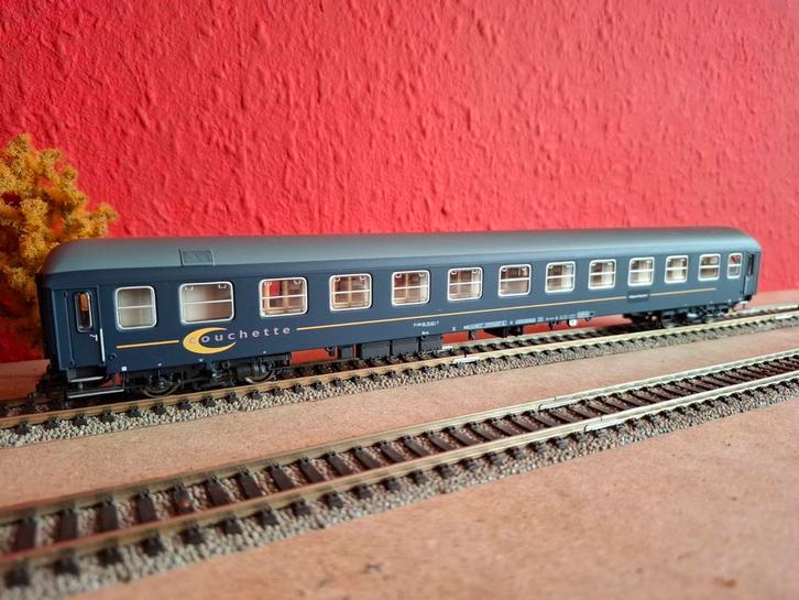 LS Models 44001 Couchette Bcm rijtuig "Alpen Expres" H0, Hobby en Vrije tijd, Modeltreinen | H0, Nieuw, Wagon, Gelijkstroom, Overige merken