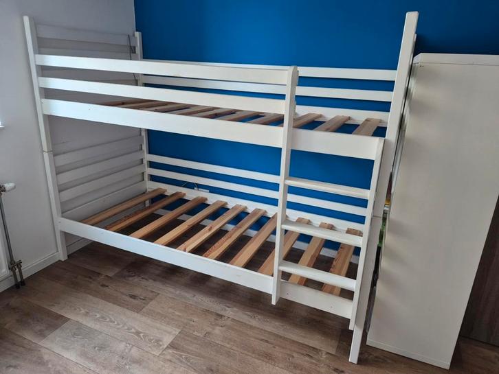 Stapelbed 90x200 - Degelijk, deelbaar, Huis en Inrichting, Slaapkamer | Stapelbedden en Hoogslapers, Gebruikt, Stapelbed, 90 cm