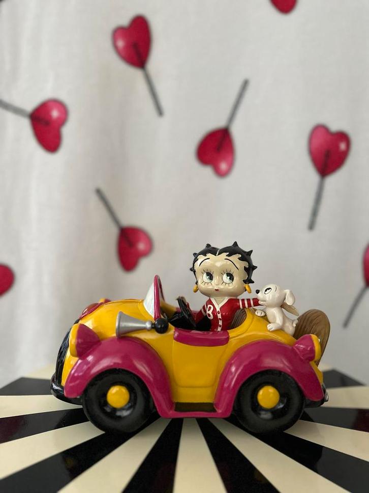 BETTY BOOP - Auto | Vintage | Beeld | Retro | Spaarpot | Art, Verzamelen, Beelden en Beeldjes, Zo goed als nieuw, Ophalen of Verzenden