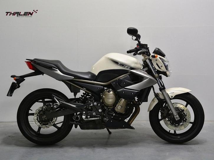 YAMAHA XJ6N ABS A2 (bj 2011), Motoren, Motoren | Yamaha, Bedrijf, Naked bike, 12 t/m 35 kW, 4 cilinders, Minimaal motorrijbewijs A2