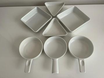 Set 7 Vintage ARABIA Kilta Kaj Franck Soufle Schaal Wit 60’s beschikbaar voor biedingen