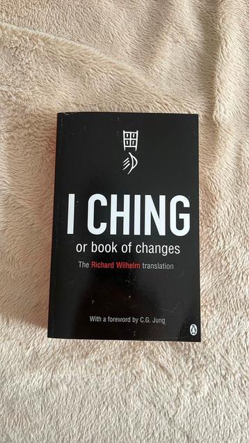 I ching book of changes beschikbaar voor biedingen