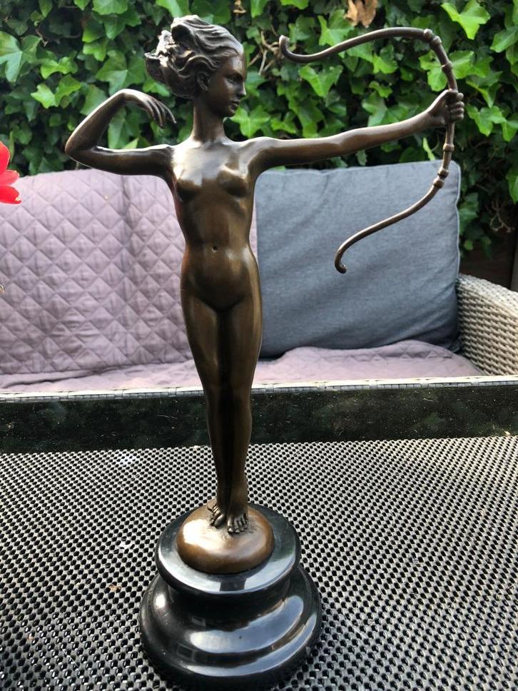 bronzen diana godin v jacht met boog, Antiek en Kunst, Kunst | Beelden en Houtsnijwerken, Ophalen of Verzenden