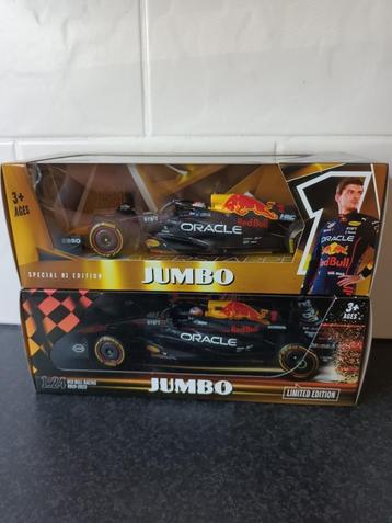 Nieuw 2 verschillende Max Verstappen auto's 1:24 Red Bull Ra beschikbaar voor biedingen