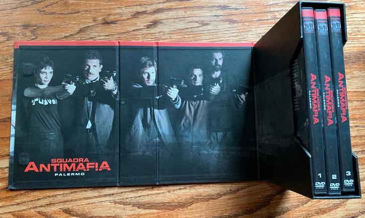 Squadra Antimafia Palermo - Seizoen 1 DVD Box (Nieuw), Cd's en Dvd's, Dvd's | Tv en Series, Zo goed als nieuw, Actie en Avontuur