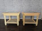 Vintage bijzettafel, Huis en Inrichting, Tafels | Bijzettafels, Gebruikt, 55 tot 75 cm, Hout, Ophalen
