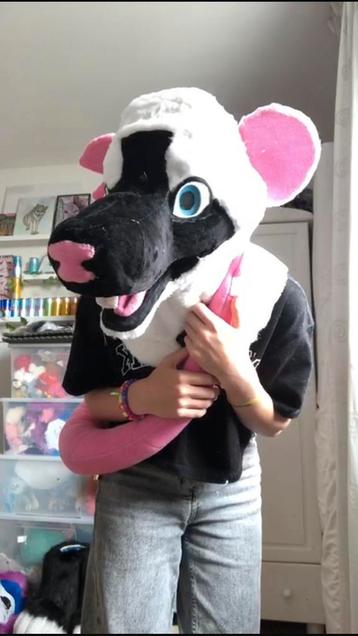 Fursuit rat for sale/trade!! (Double post) beschikbaar voor biedingen