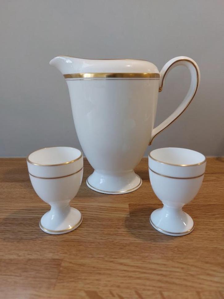 SCHENKKAN + 2x EIERDOPJES "Contessa" Royal Worcester, Huis en Inrichting, Keuken | Servies, Zo goed als nieuw, Porselein, Ophalen of Verzenden