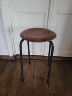 Oude school kruk., Ophalen, Gebruikt, Hout