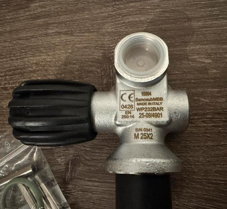 Duikfles Kraan - M25x2 zuurstof schoon (4 beschikbaar), Watersport en Boten, Duiken, Nieuw, Ophalen of Verzenden