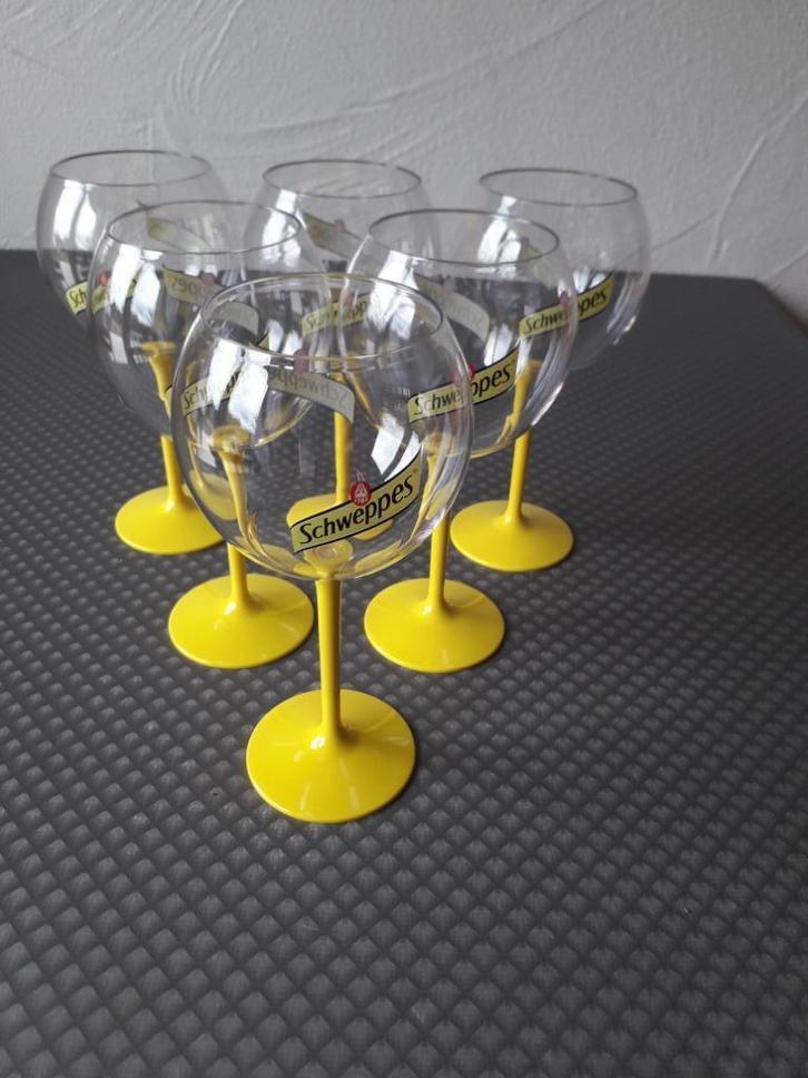 Gin Tonic glazen (plastiek) Schweppes, Verzamelen, Glas en Borrelglaasjes, Zo goed als nieuw, Overige typen, Ophalen of Verzenden