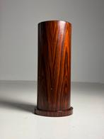 Rosewood zuil in Art Deco Stijl