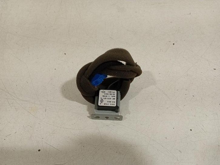 Antenne Renault Mégane, Auto diversen, Autoradio's, Ophalen of Verzenden