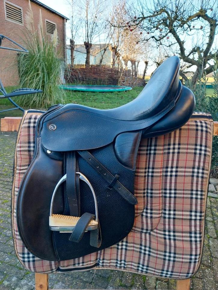 Zadel Kieffer Europe CT 17" vzh '04, Dieren en Toebehoren, Paarden en Pony's | Zadels, Gebruikt, Ophalen