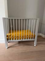 Grijze box Bopita met wieltjes, Kinderen en Baby's, Boxen, Ophalen, Zo goed als nieuw, Wieltjes