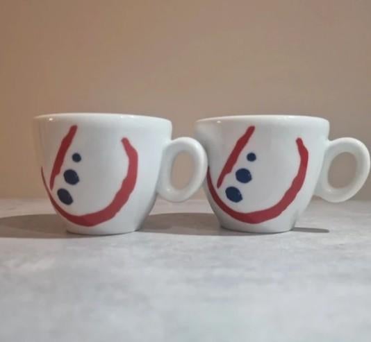 2x espresso kopjes – Italiaans design – porselein, Huis en Inrichting, Keuken | Servies, Ophalen of Verzenden, Zo goed als nieuw