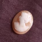 Oude Camee Gesneden van Schelp, Verzenden, Gebruikt