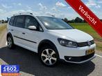 Volkswagen Touran 1.4 TSI Cross | VERKOCHT, Voorwielaandrijving, Euro 5, Stof, Zwart