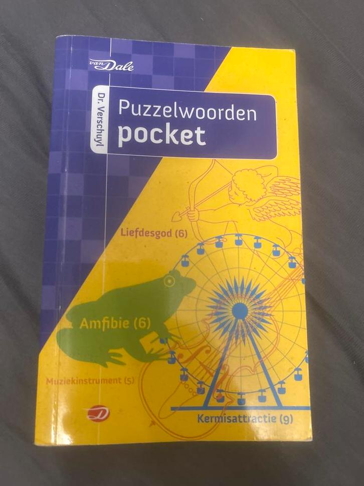 Van Dale Puzzelwoorden Pocket - Dr. Verschuyl, Boeken, Woordenboeken, Zo goed als nieuw, Nederlands, Van Dale, Ophalen of Verzenden