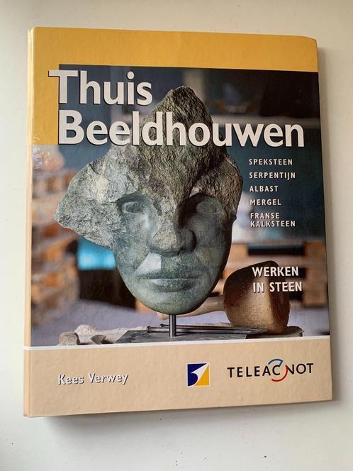 Thuis Beeldhouwen Kees Verwey, Boeken, Hobby en Vrije tijd, Gelezen, Kleien en Boetseren, Ophalen of Verzenden