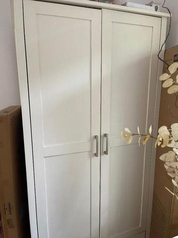 Jysk eikenhouten kast 