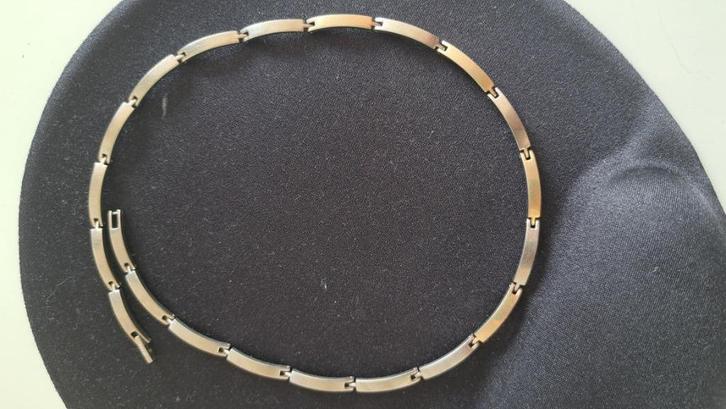 Boccia (titanium) collier, Sieraden, Tassen en Uiterlijk, Kettingen, Gebruikt, Overige materialen, Zilver, Ophalen of Verzenden