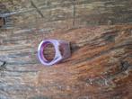 Ring volledig gesneden uit geodenkwarts/agaat, Sieraden, Tassen en Uiterlijk, Ringen, Overige materialen, 19 tot 20, Paars, Ophalen of Verzenden