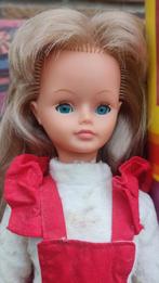 Cathie Bella pop in originele kleding met verpakking, Ophalen of Verzenden, Zo goed als nieuw, Pop