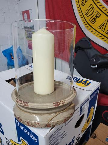 Sfeervolle Kandelaar met Kaars beschikbaar voor biedingen