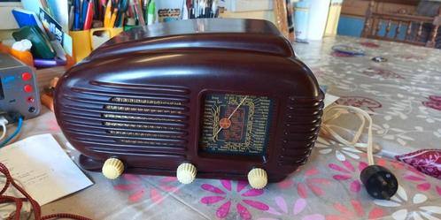 Tesla buizen radio bakkeliet, Antiek en Kunst, Antiek | Tv's en Audio, Ophalen of Verzenden