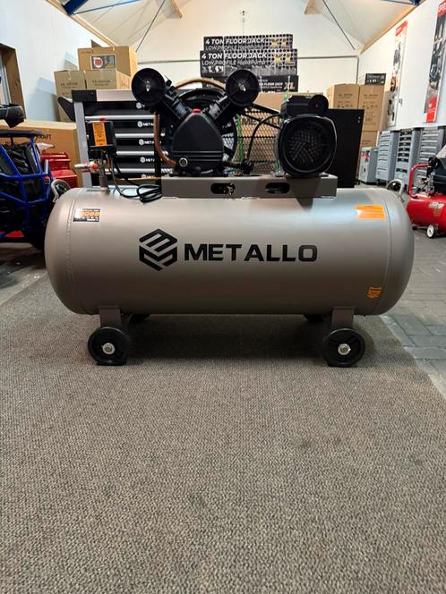 ‼️ Nieuw in krat METALLO 200 L  Compressor 3 pk ‼️, Doe-het-zelf en Verbouw, Compressors, Nieuw, 6 tot 10 bar, 100 liter of meer