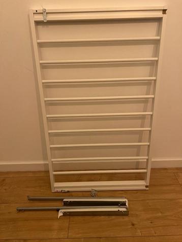 Ikea komplement broekhanger beschikbaar voor biedingen