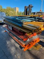 Stellingen met houte planken, Ophalen, Gebruikt