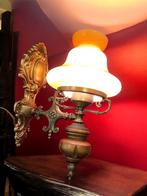 Brocante wandlamp koper met hout en olielamp kap goud antiek, Verzenden, Gebruikt, Metaal, Wandlamp met hout