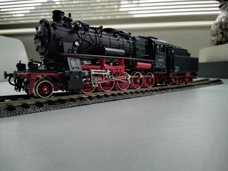 Roco  stoomlokomotief br. 58 nr. 58 1056 DB, Hobby en Vrije tijd, Modeltreinen | H0, Zo goed als nieuw, Locomotief, Gelijkstroom