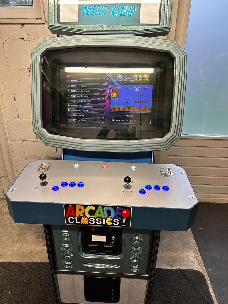 Videogame met 9800 spellen!!, Verzamelen, Automaten | Overige, Zo goed als nieuw, Ophalen