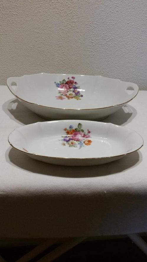 2 oude schalen met bloemenprint, Antiek en Kunst, Curiosa en Brocante, Ophalen of Verzenden