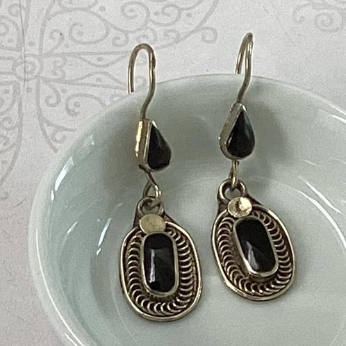 Mooie hangers ingelegd edelsteen Onyx, Sieraden, Tassen en Uiterlijk, Oorbellen, Nieuw, Zilver, Zwart, Met edelsteen, Ophalen of Verzenden