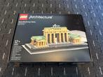 LEGO - NIEUW IN DOOS:  Brandenburgse poort 21011, Kinderen en Baby's, Speelgoed | Duplo en Lego, Ophalen of Verzenden, Nieuw, Complete set