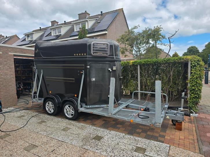 Heja 5 sterren polyester trailer met koetsen frame, Dieren en Toebehoren, Paarden en Pony's | Trailers en Aanhangwagens, Gebruikt