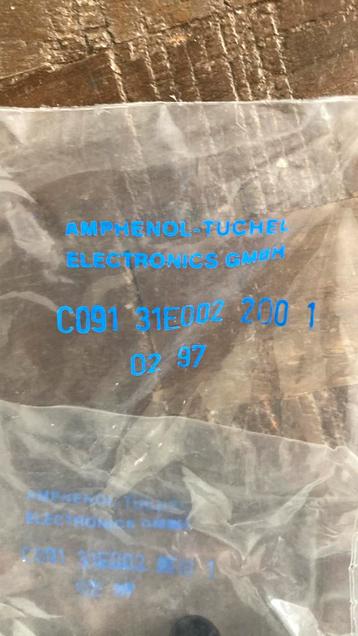 amphenol c091 31e002 200 2 beschikbaar voor biedingen
