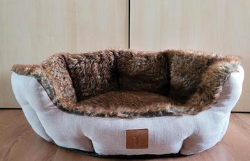 Originele Boony hondenmand 60 cm beschikbaar voor biedingen